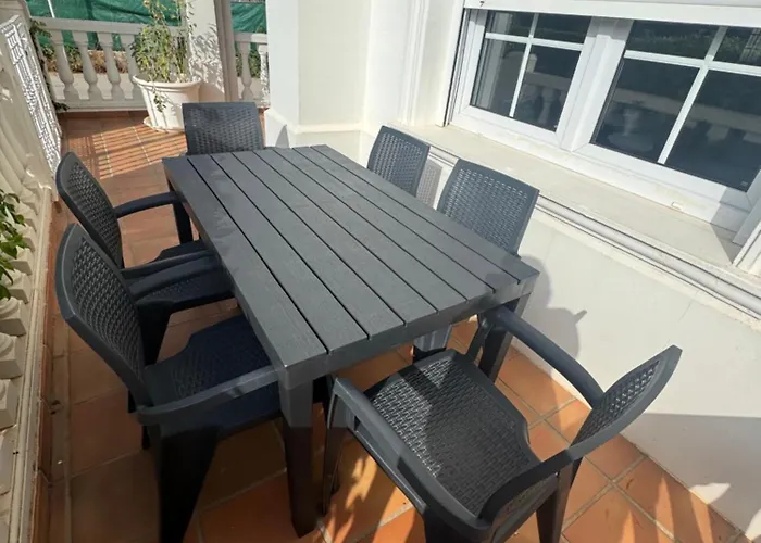 Aldebaran 5, 4 데니아